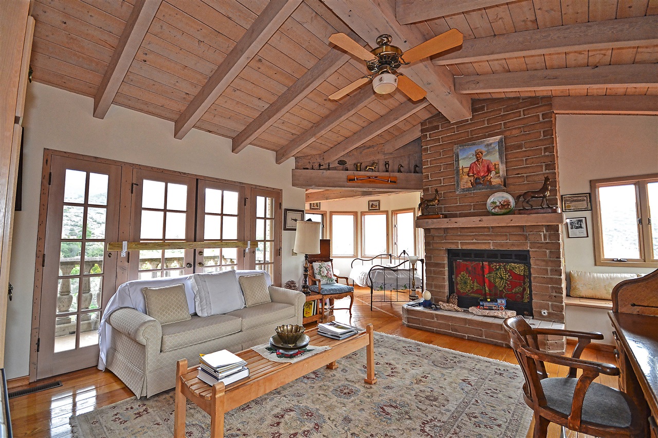 36880 Magee Road Pala, CA 92059 - Photo 5 of 25 BONUS ROOM. BALCONY OUTSIDE THE FRENCH DOORS AND SITTING AREA BEYOND.