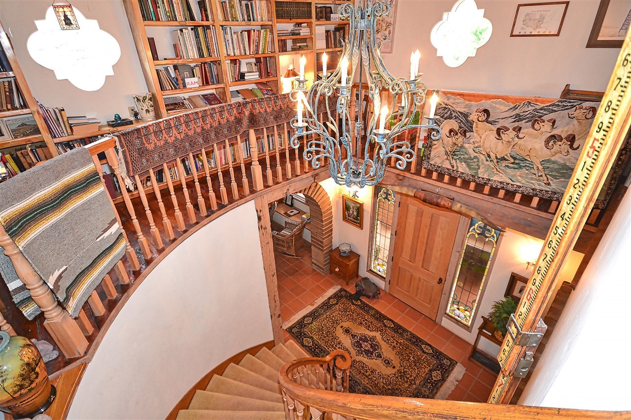 36880 Magee Road Pala, CA 92059 - Photo 10 of 25 LOOKING DOWN THE STAIRCASE TO THE FRONT DOOR.