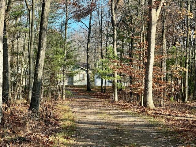 1790 Simonelli Road Muskegon, MI 49445 - Photo 2 of 50 Driveway