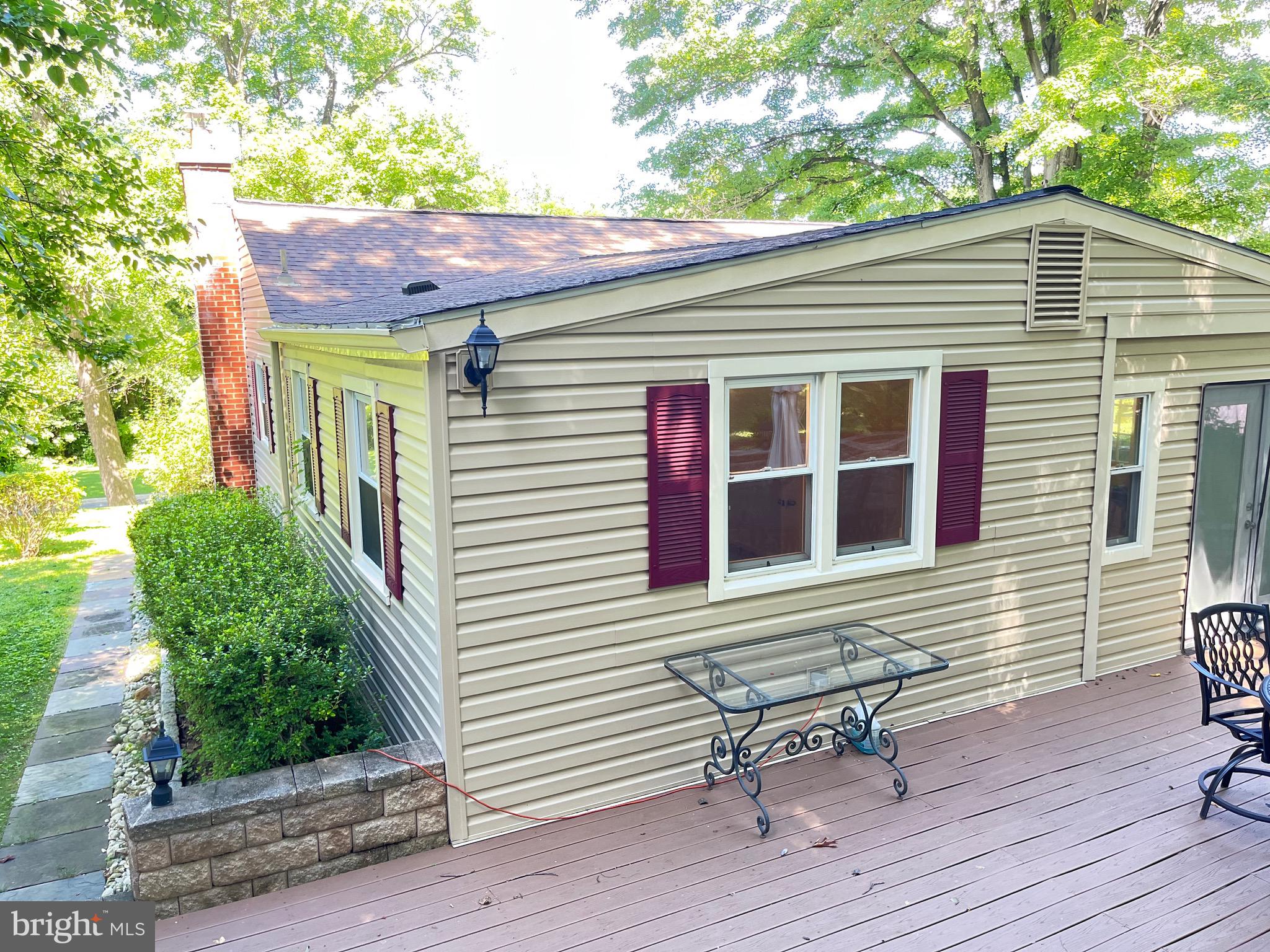 11836 Huggins Drive Silver Spring, MD 20902 - Photo 18 of 52 Side Entrance From Driveway