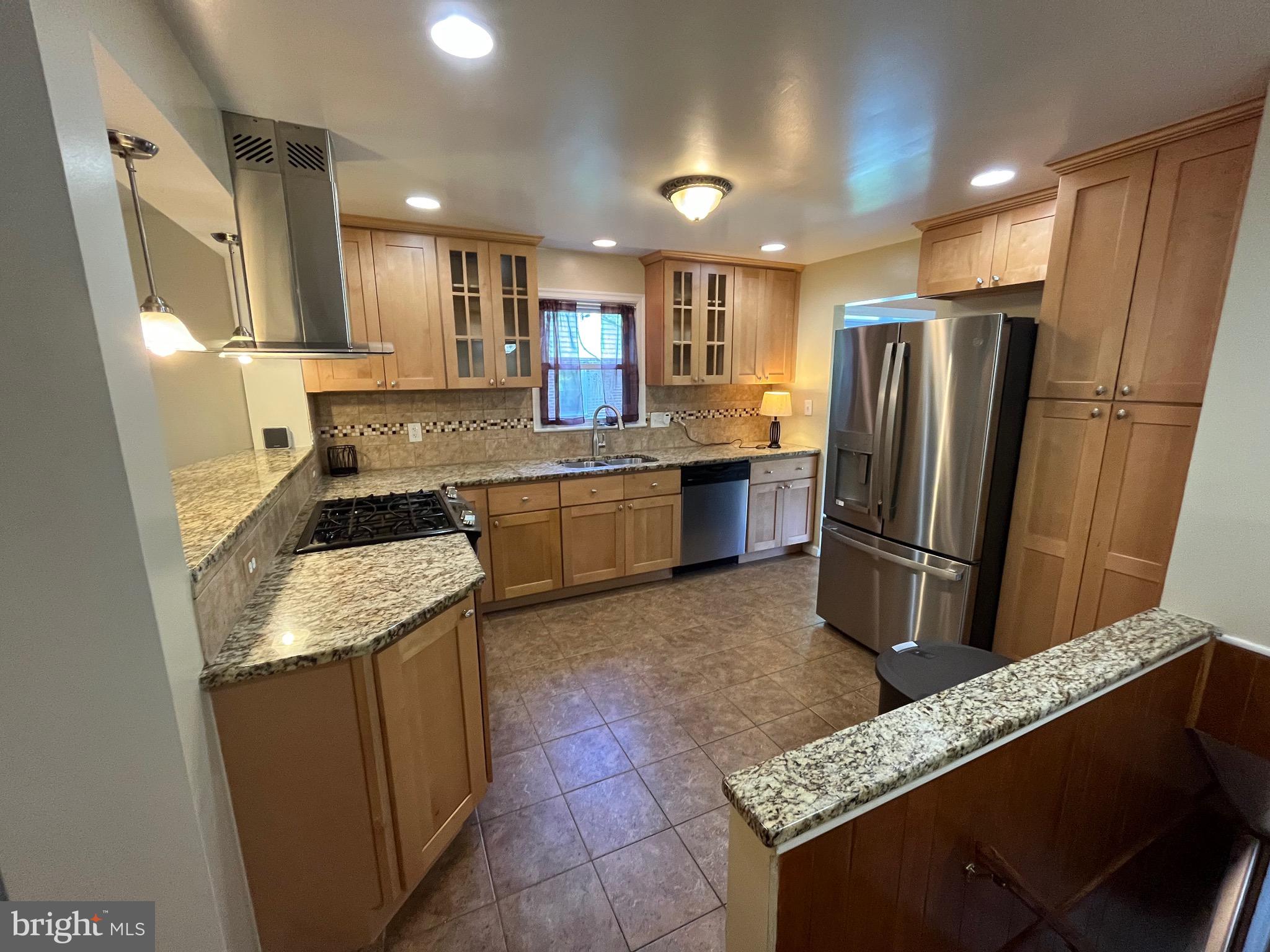 11836 Huggins Drive Silver Spring, MD 20902 - Photo 27 of 52 Gourmet Kitchen