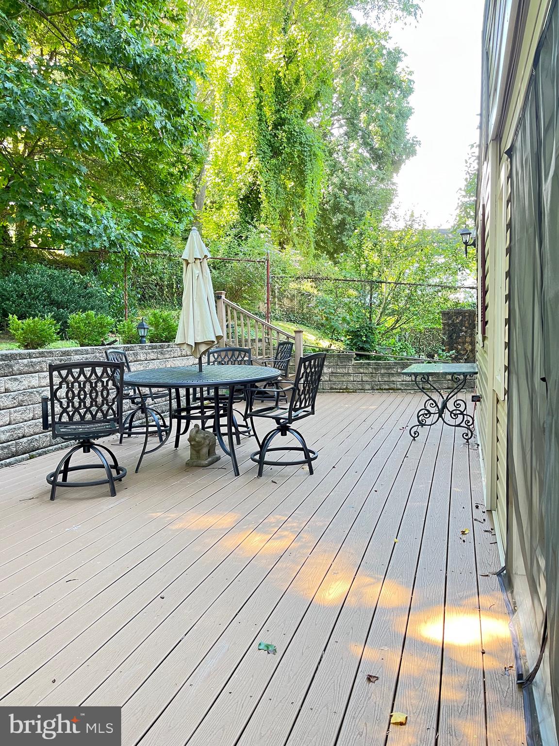 11836 Huggins Drive Silver Spring, MD 20902 - Photo 10 of 52 Relaxing Setting