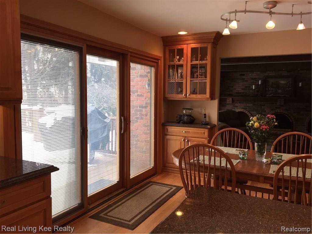 1739 Rapids Way Rochester Hills, MI 48309 - Photo 16 of 31