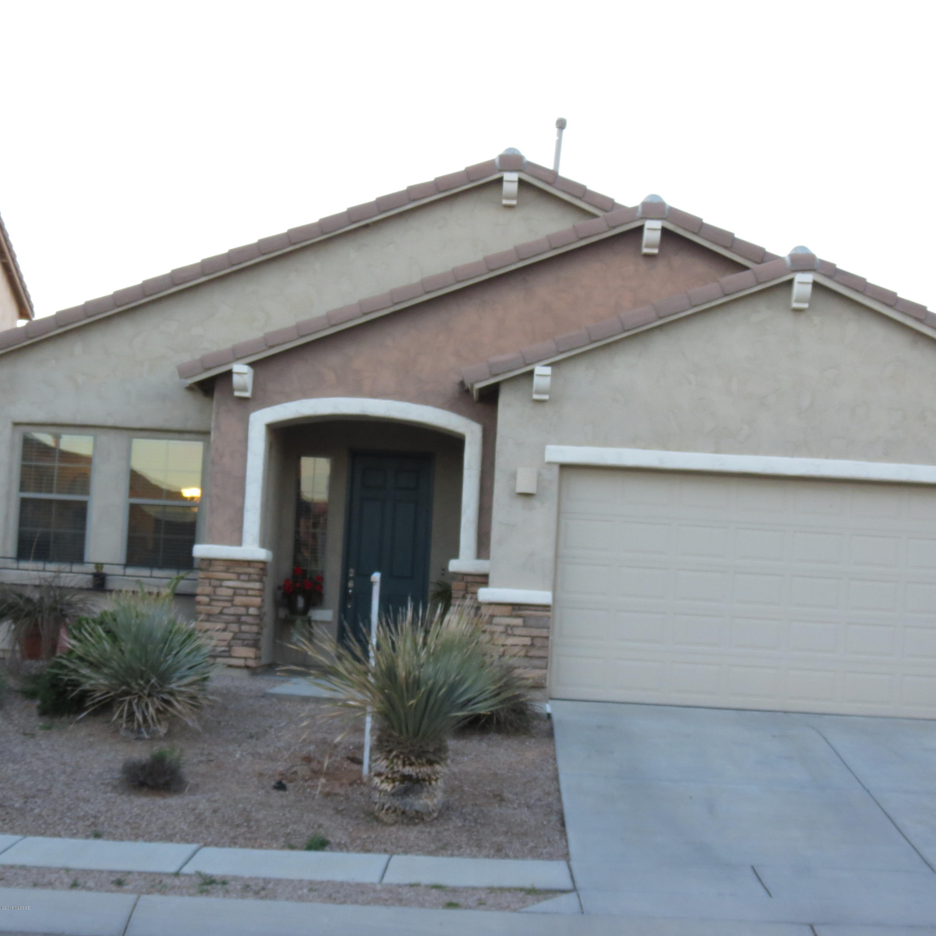 1210 West Rodriguez Road Tucson, AZ 85755 - Photo 1 of 24