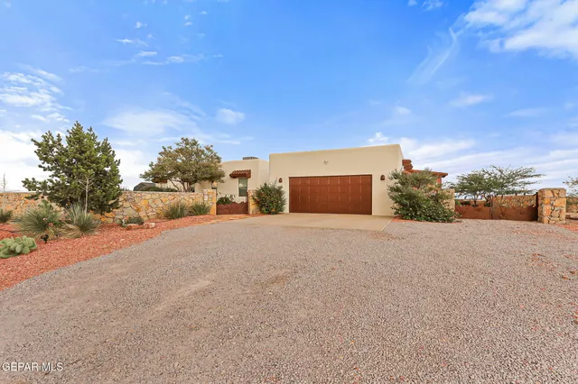 $690,000 | 5890 Quesenberry Lane, Las Cruces, NM 88007