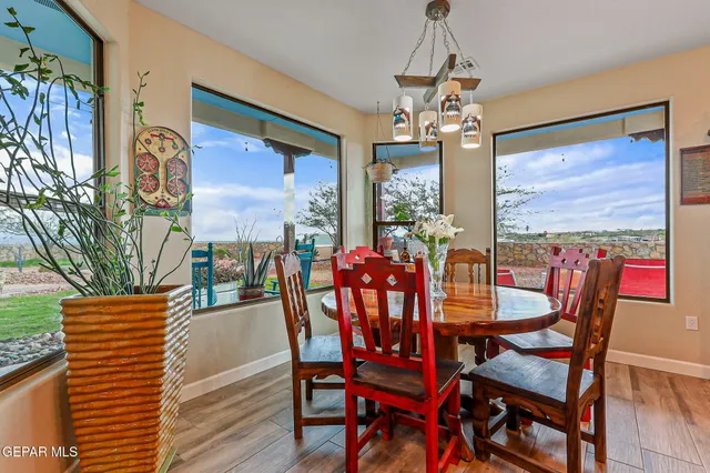 $690,000 | 5890 Quesenberry Lane, Las Cruces, NM 88007