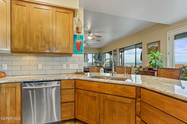 $690,000 | 5890 Quesenberry Lane, Las Cruces, NM 88007