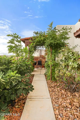 $690,000 | 5890 Quesenberry Lane, Las Cruces, NM 88007