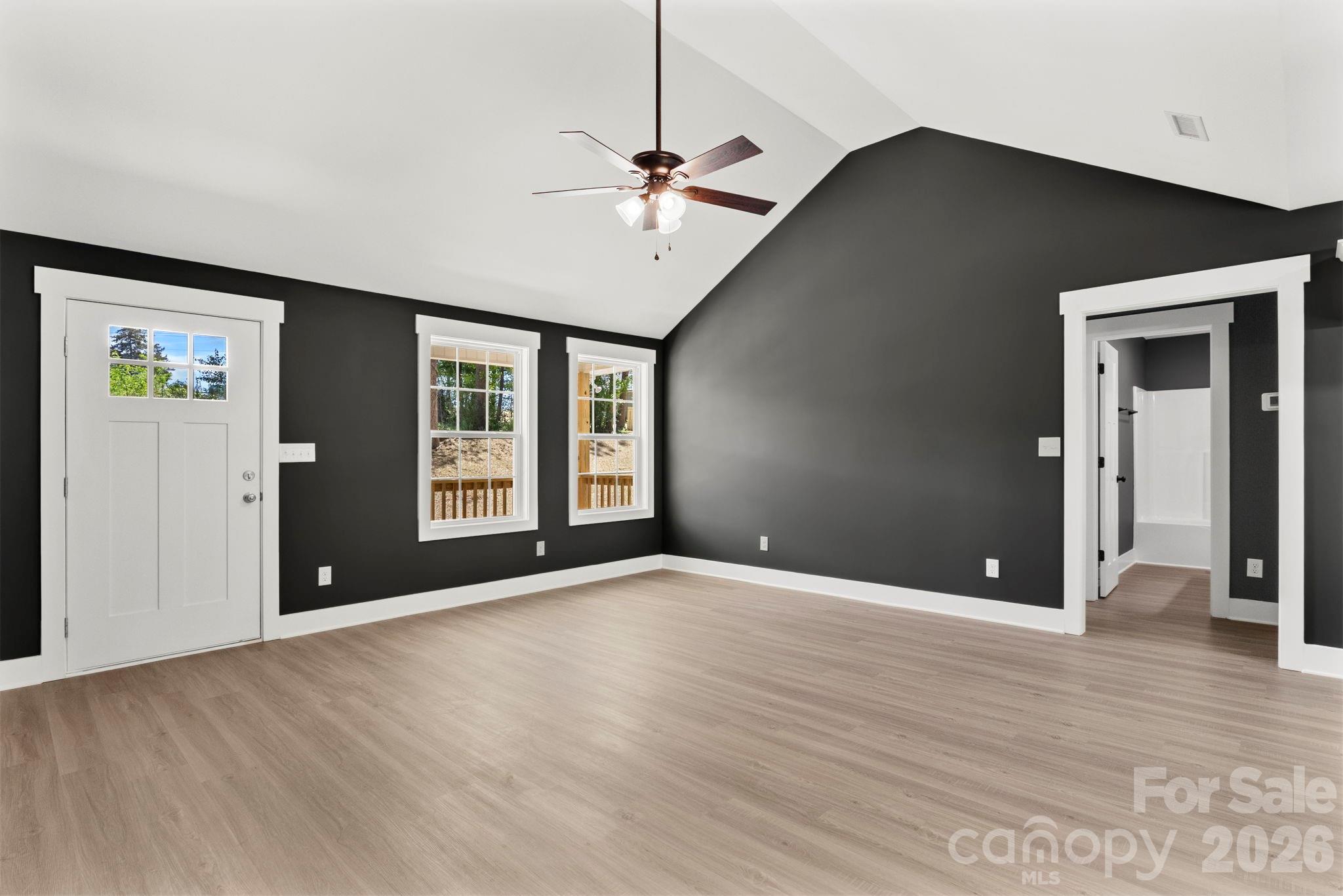 326 Sharon Road York, SC 29745 - Photo 8 of 39 Gallery Image 8
