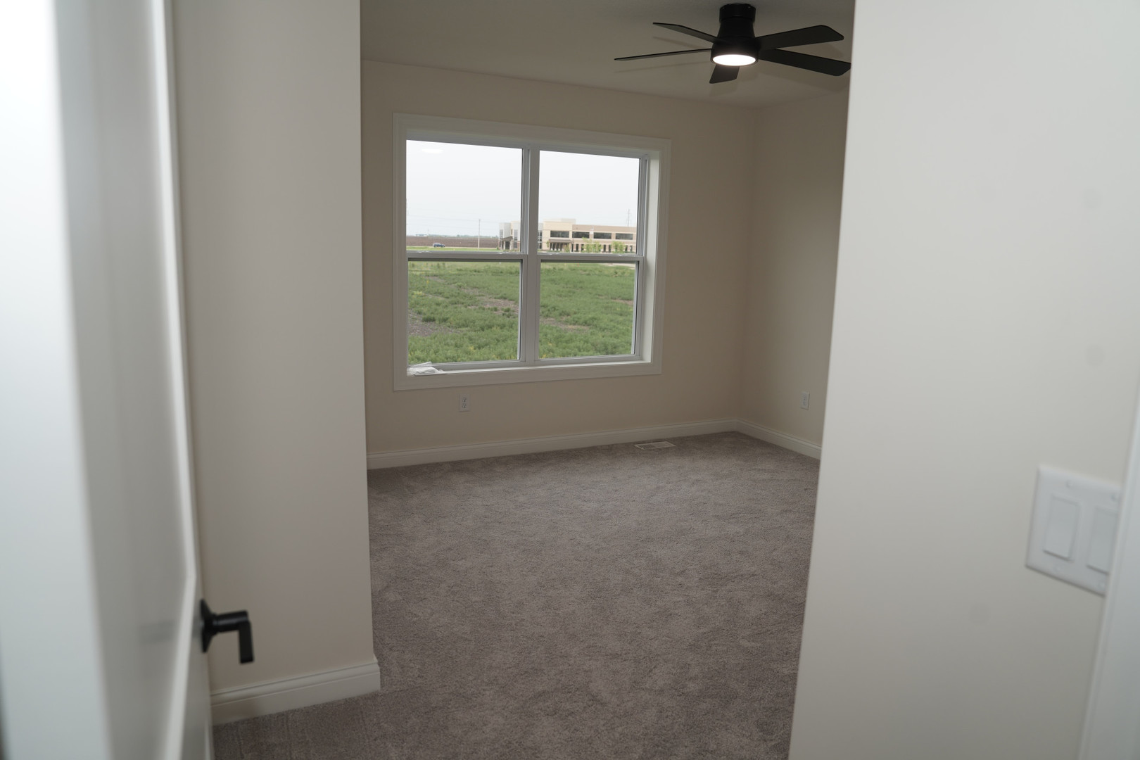 1313 Woodbine Road Bloomington, IL 61704 - Photo 13 of 23