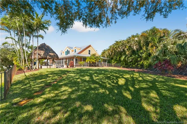 $1,250,000 | 802 Southeast Portage Avenue, Port St. Lucie, FL 34984