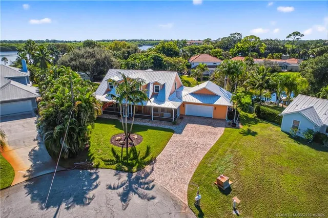 $1,250,000 | 802 Southeast Portage Avenue, Port St. Lucie, FL 34984