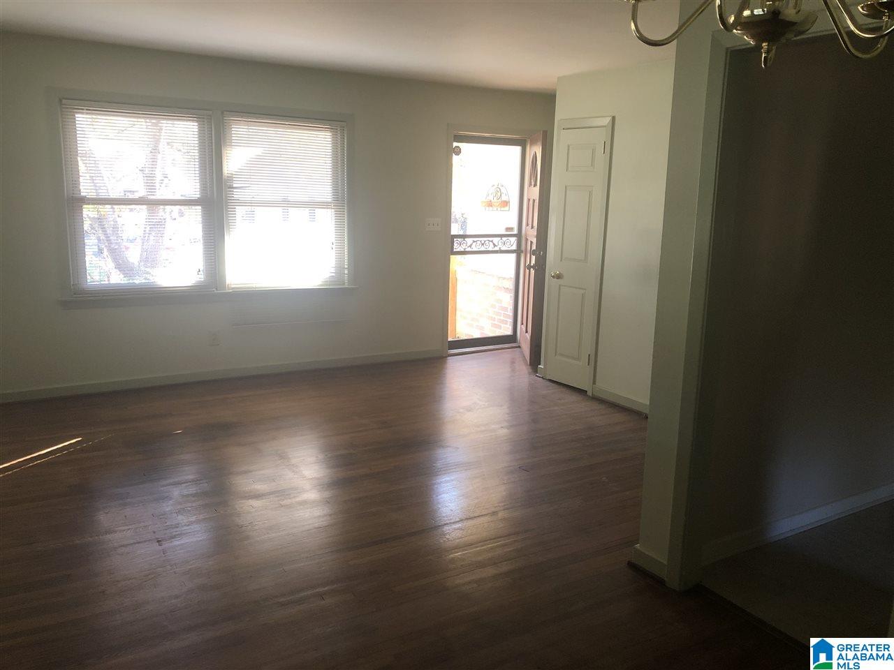 116 Stoneview Road Birmingham, AL 35210 - Photo 2 of 16