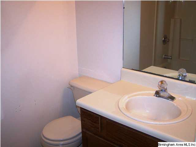 1740 Roundhill Road Weaver, AL 36277 - Photo 17 of 32