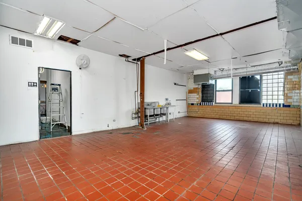 a view of a garage