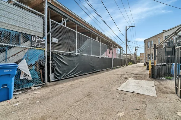 $2,400,000 | 3705 West Grand Avenue, Chicago, IL 60651