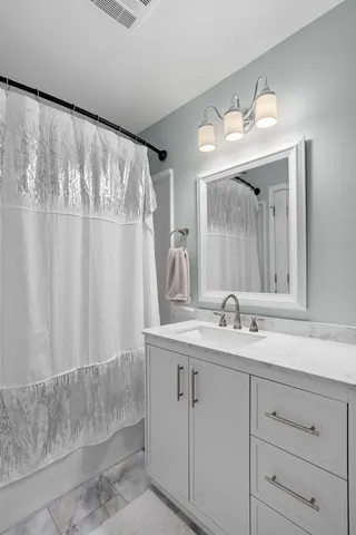 $345,000 | 3282 Stonecreek Drive, Madison, WI 53719