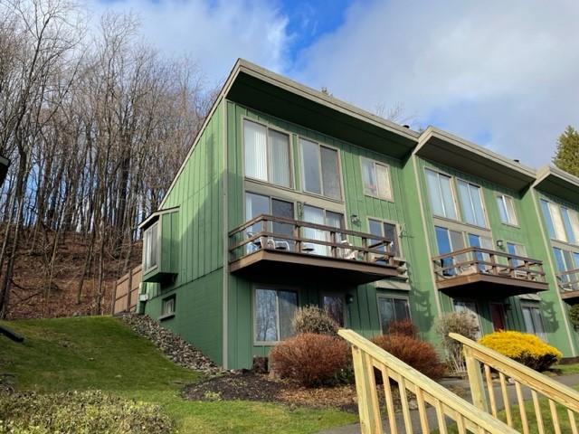 47 Valley View Road Hidden Valley, PA 15502 - Photo 1 of 25 Gallery Image 1
