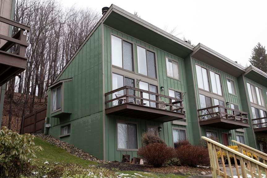 47 Valley View Road Hidden Valley, PA 15502 - Photo 17 of 25 Gallery Image 17