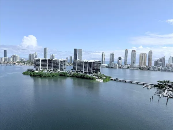 $10,300 | 3201 Northeast 183rd Street, Unit 2202, Aventura, FL 33160
