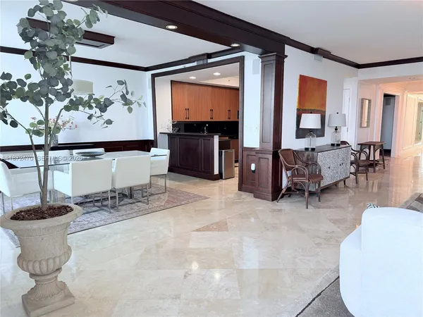 $10,300 | 3201 Northeast 183rd Street, Unit 2202, Aventura, FL 33160