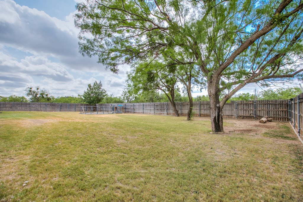 2003 North 11th Street Ballinger, TX 76821 - Photo 41 of 43 Photo 41