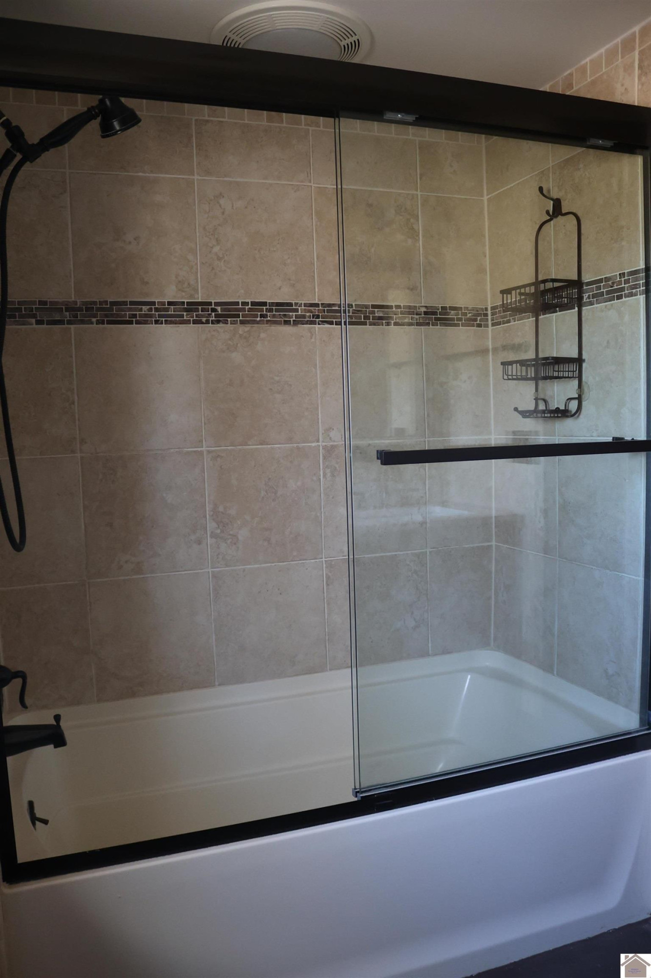 381 Impala Road Gilbertsville, KY 42044 - Photo 18 of 27 Full Bathroom Shower #1