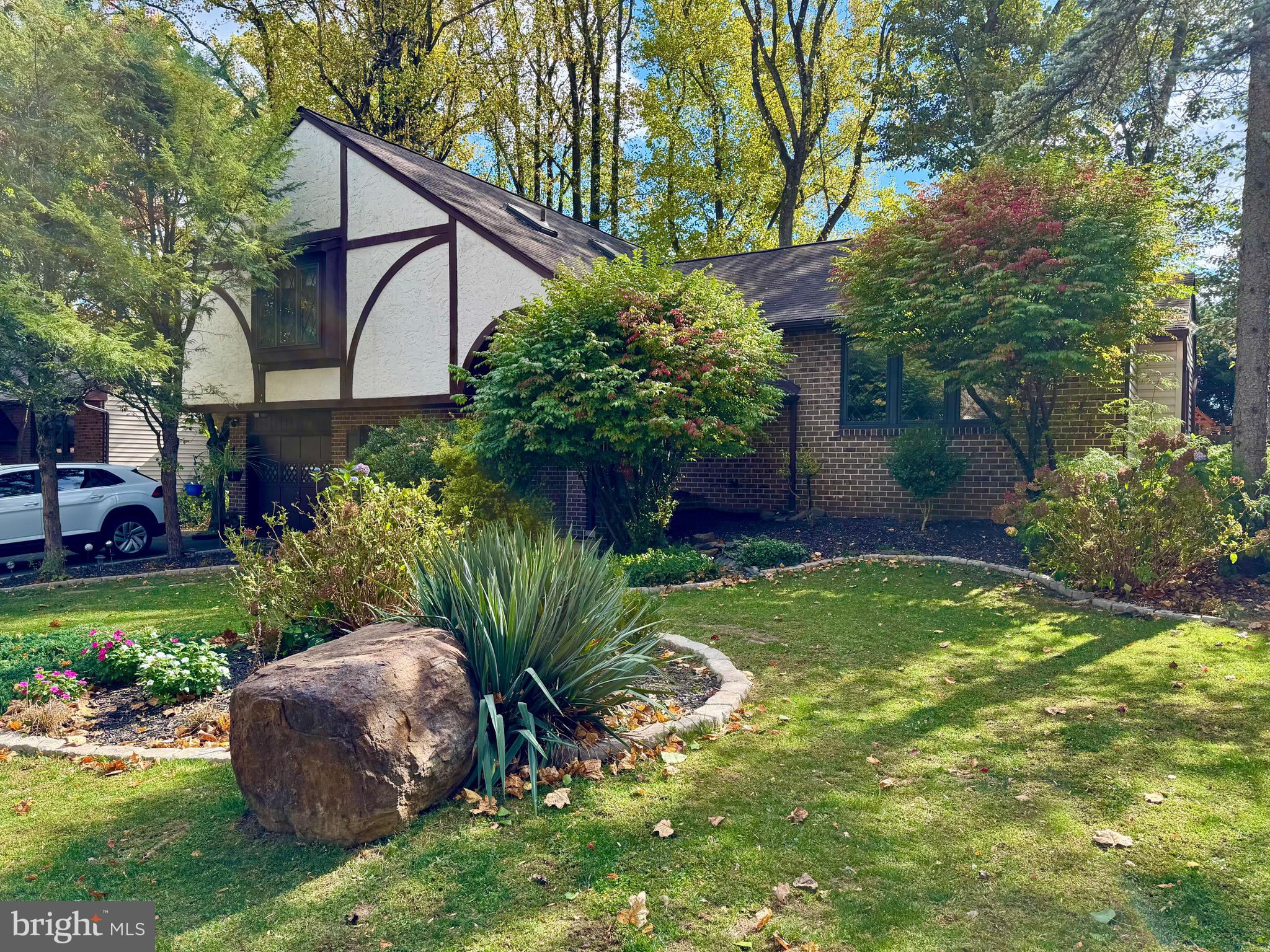 749 Bridgeview Road Feasterville-Trevose, PA 19053 - Photo 4 of 70 Gallery Image 4