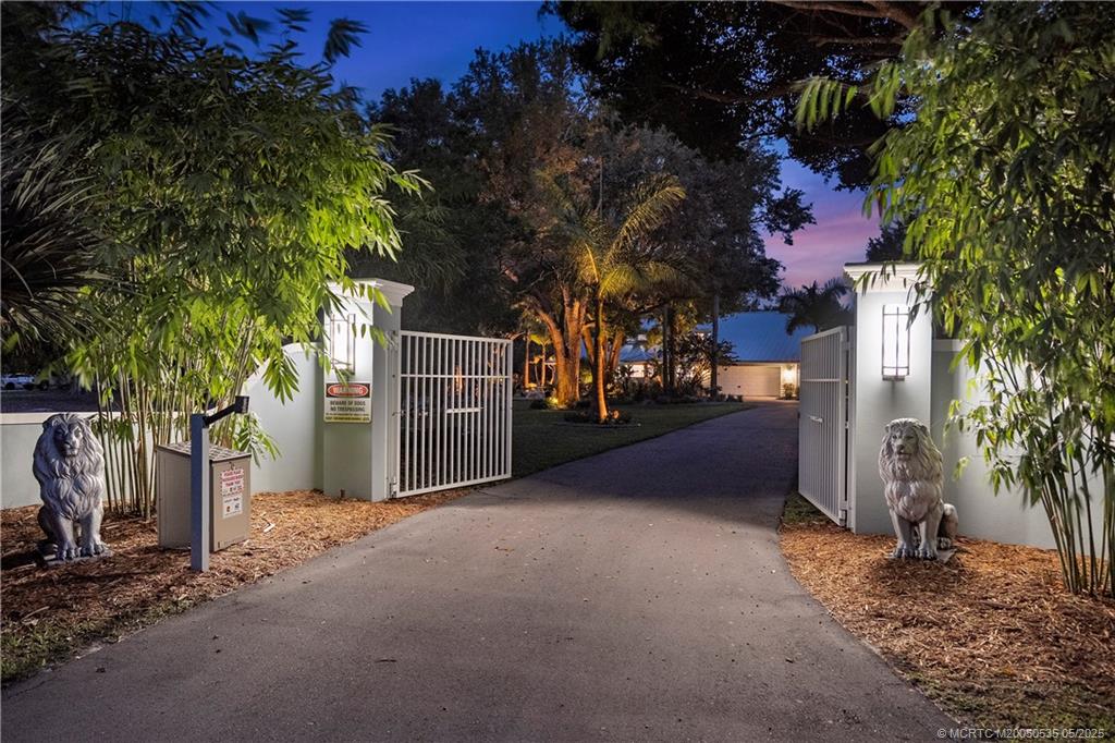 1850 Southwest Hackman Terrace Stuart, FL 34997 - Photo 11 of 100