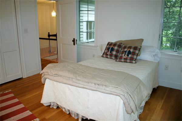 41 Hunnewell Street Wellesley, MA 02481 - Photo 16 of 30 Gallery Image 16
