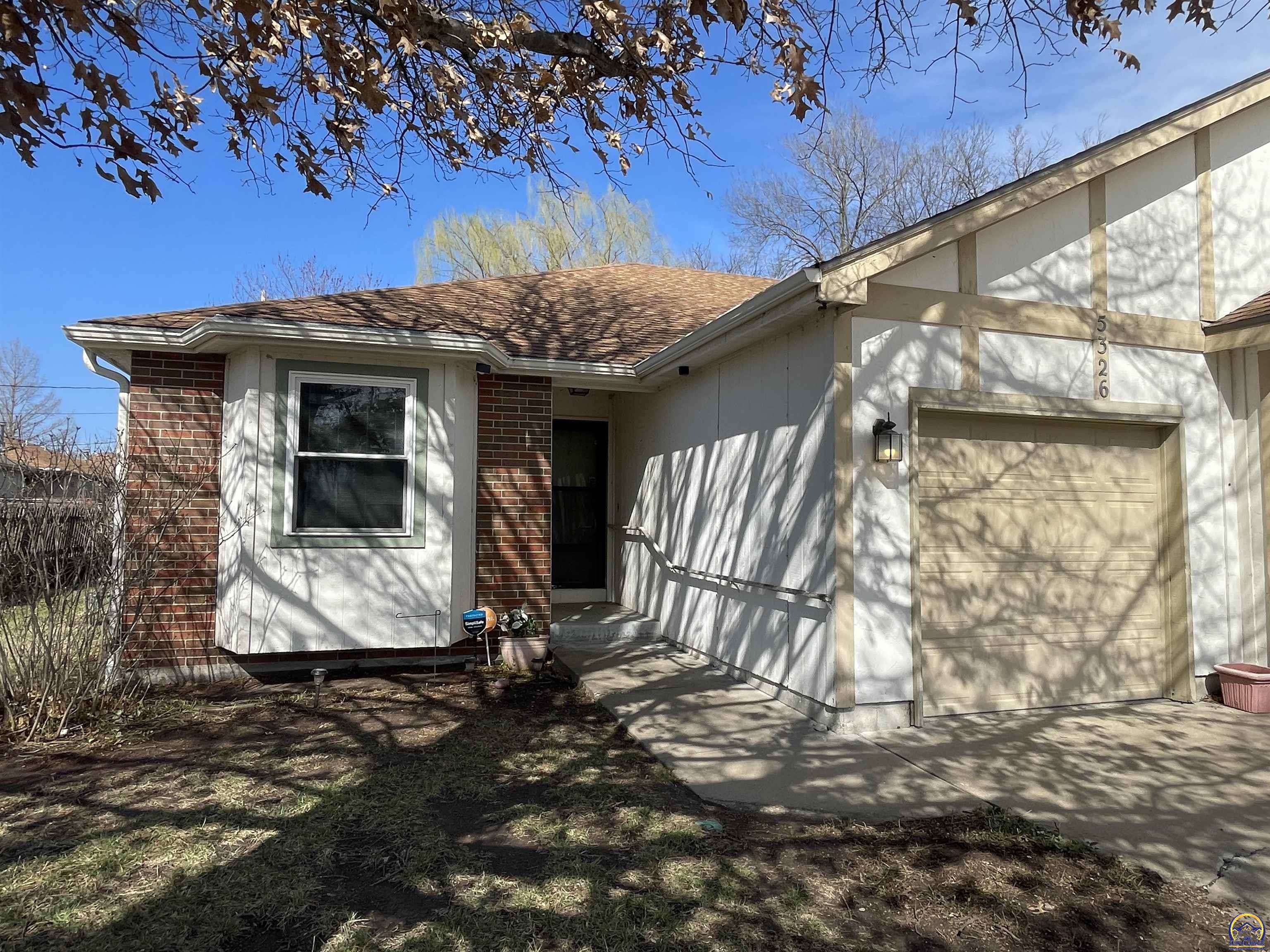 5326 Southwest Reeder Street Topeka, KS 66604 - Photo 1 of 1