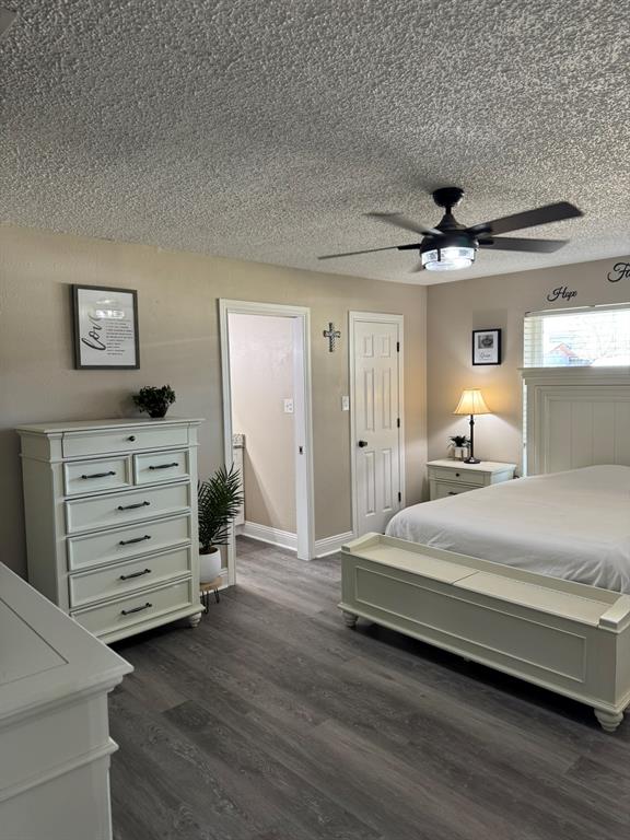 4 Finley Circle Krum, TX 76249 - Photo 12 of 40