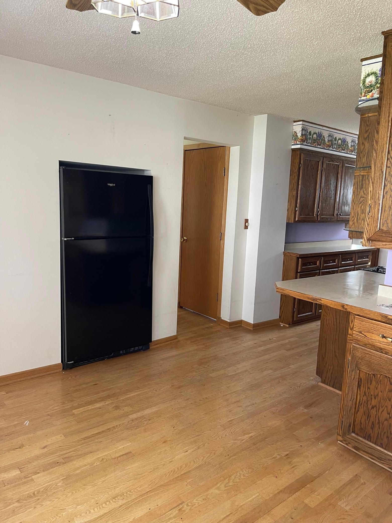 415 10th Avenue Southwest Austin, MN 55912 - Photo 8 of 32