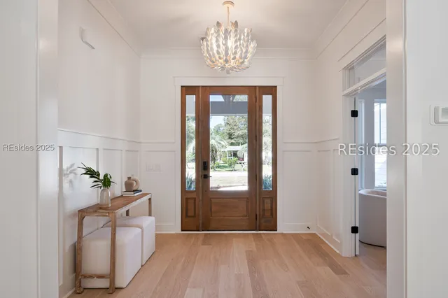 $950,000 | 61 Tuscarora Avenue, Beaufort, SC 29907