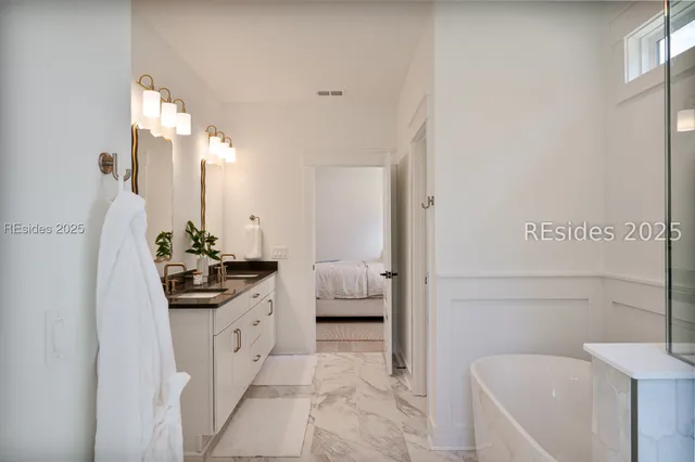 $950,000 | 61 Tuscarora Avenue, Beaufort, SC 29907