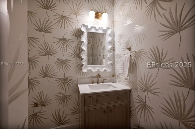 $950,000 | 61 Tuscarora Avenue, Beaufort, SC 29907