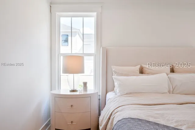 $950,000 | 61 Tuscarora Avenue, Beaufort, SC 29907