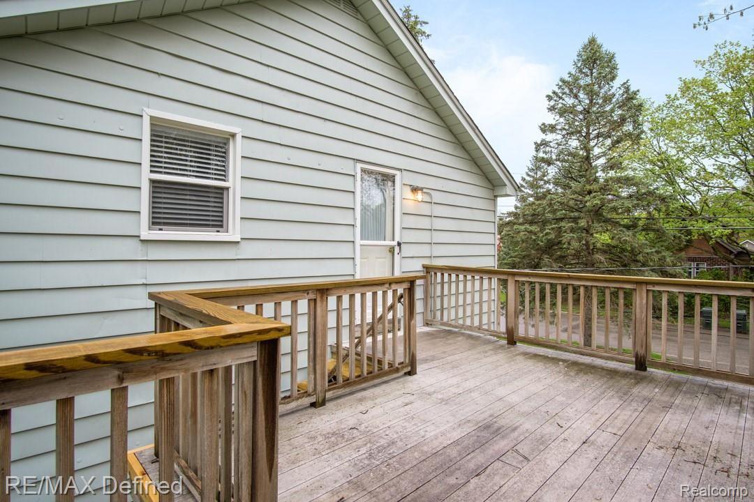 192 West Tienken Road Rochester, MI 48307 - Photo 29 of 38 192-Tienken-Rd-30.jpg
