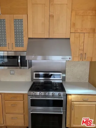 $5,950 | 4351 Allott Avenue, Sherman Oaks, CA 91423