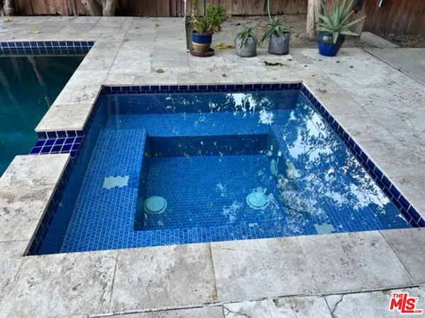 $5,950 | 4351 Allott Avenue, Sherman Oaks, CA 91423