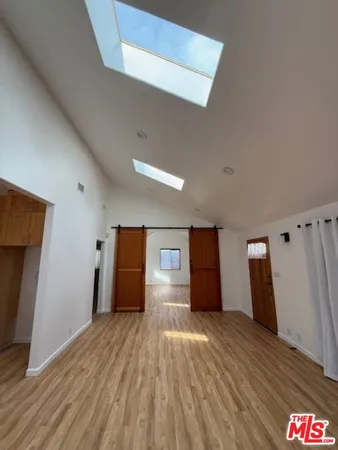 $5,950 | 4351 Allott Avenue, Sherman Oaks, CA 91423