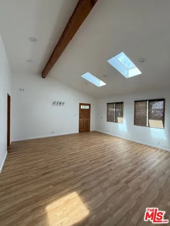 $5,950 | 4351 Allott Avenue, Sherman Oaks, CA 91423