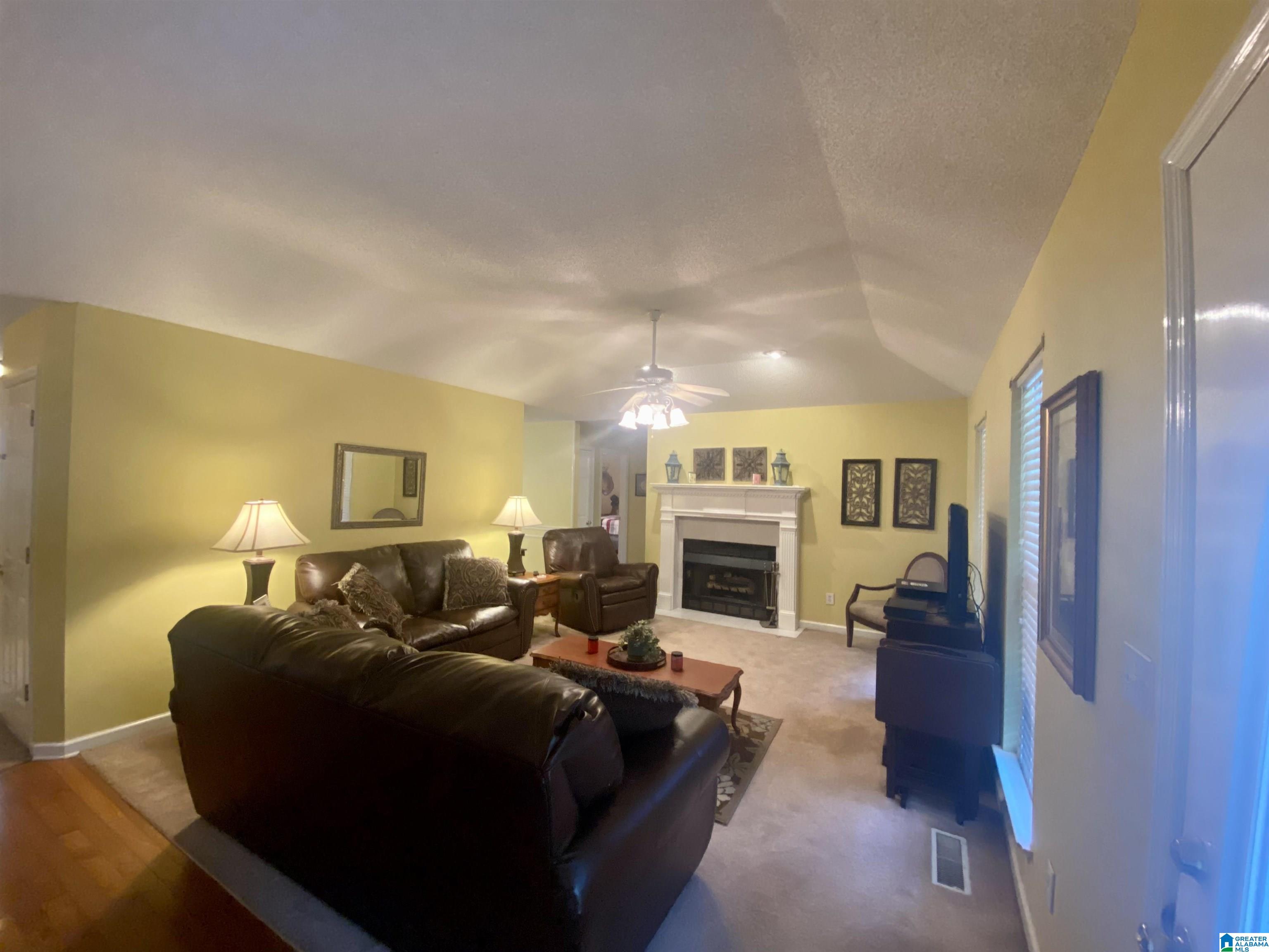 409 Wakefield Lane Mulga, AL 35118 - Photo 8 of 47