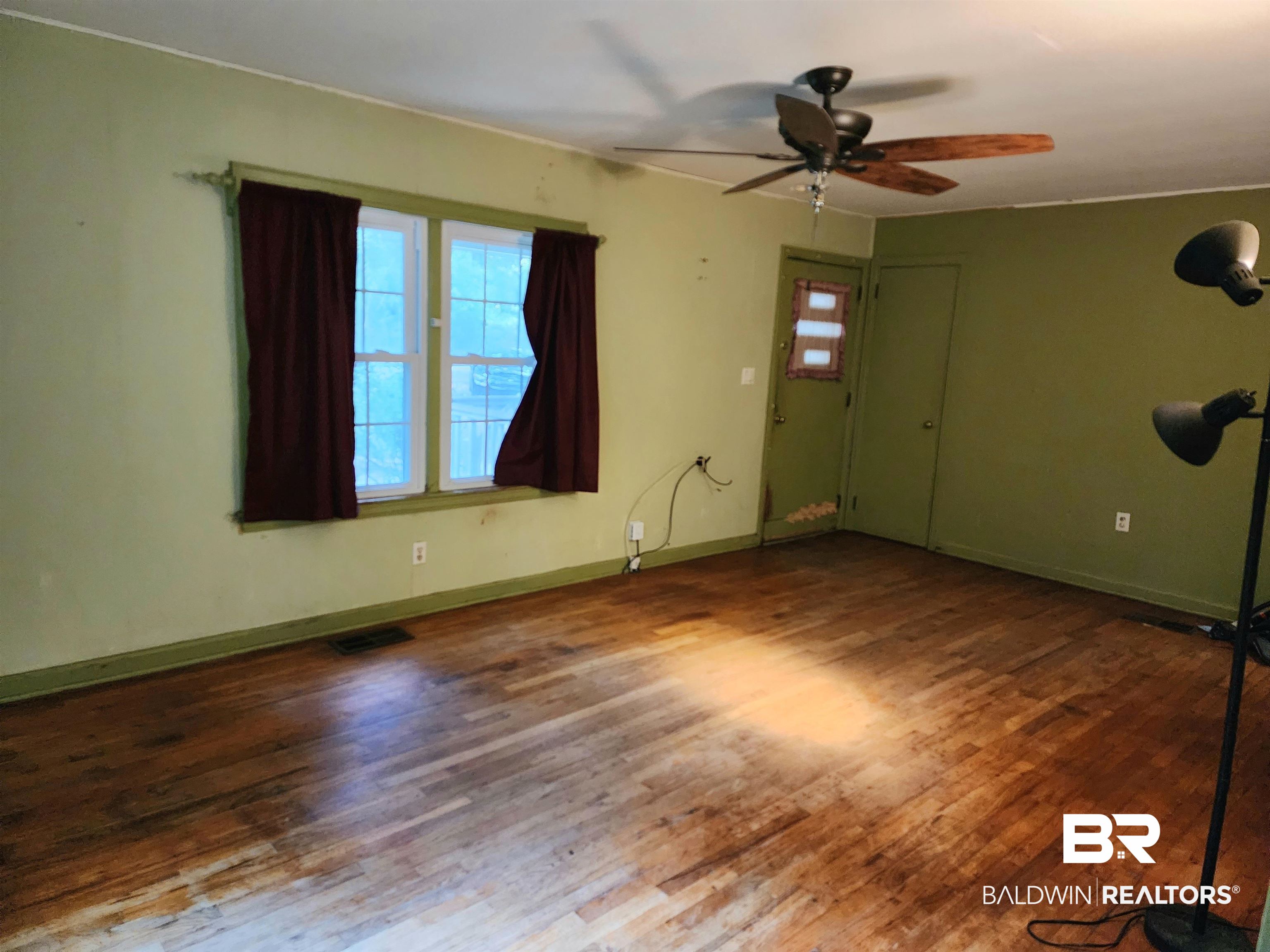 1215 Cadiz Street Mobile, AL 36693 - Photo 5 of 18