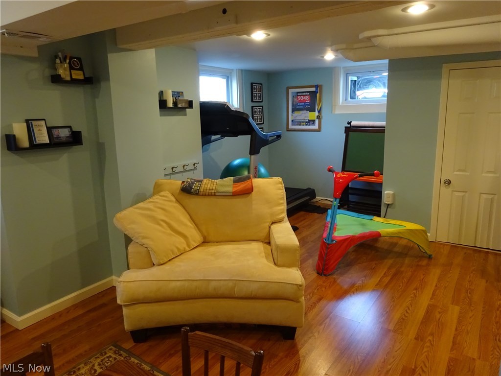3223 Clarendon Road Cleveland, OH 44118 - Photo 28 of 34 Gallery Image 28