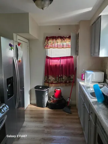 $79,900 | 12950 Glastonbury Avenue, Detroit, MI 48223