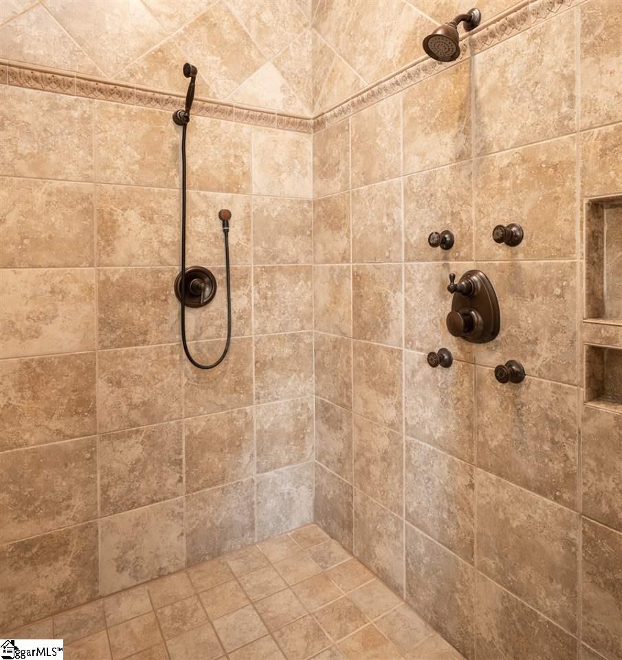 5 Mitchell Springs Simpsonville, SC 29681 - Photo 19 of 36 Gallery Image 19