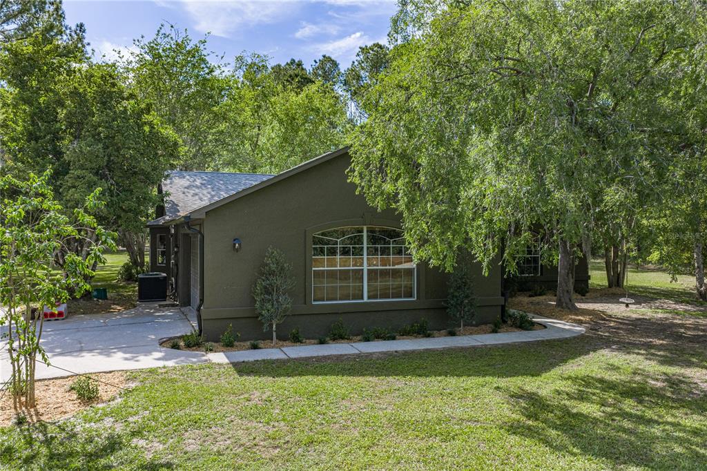 9091 McIntyre Road Brooksville, FL 34601 - Photo 3 of 75