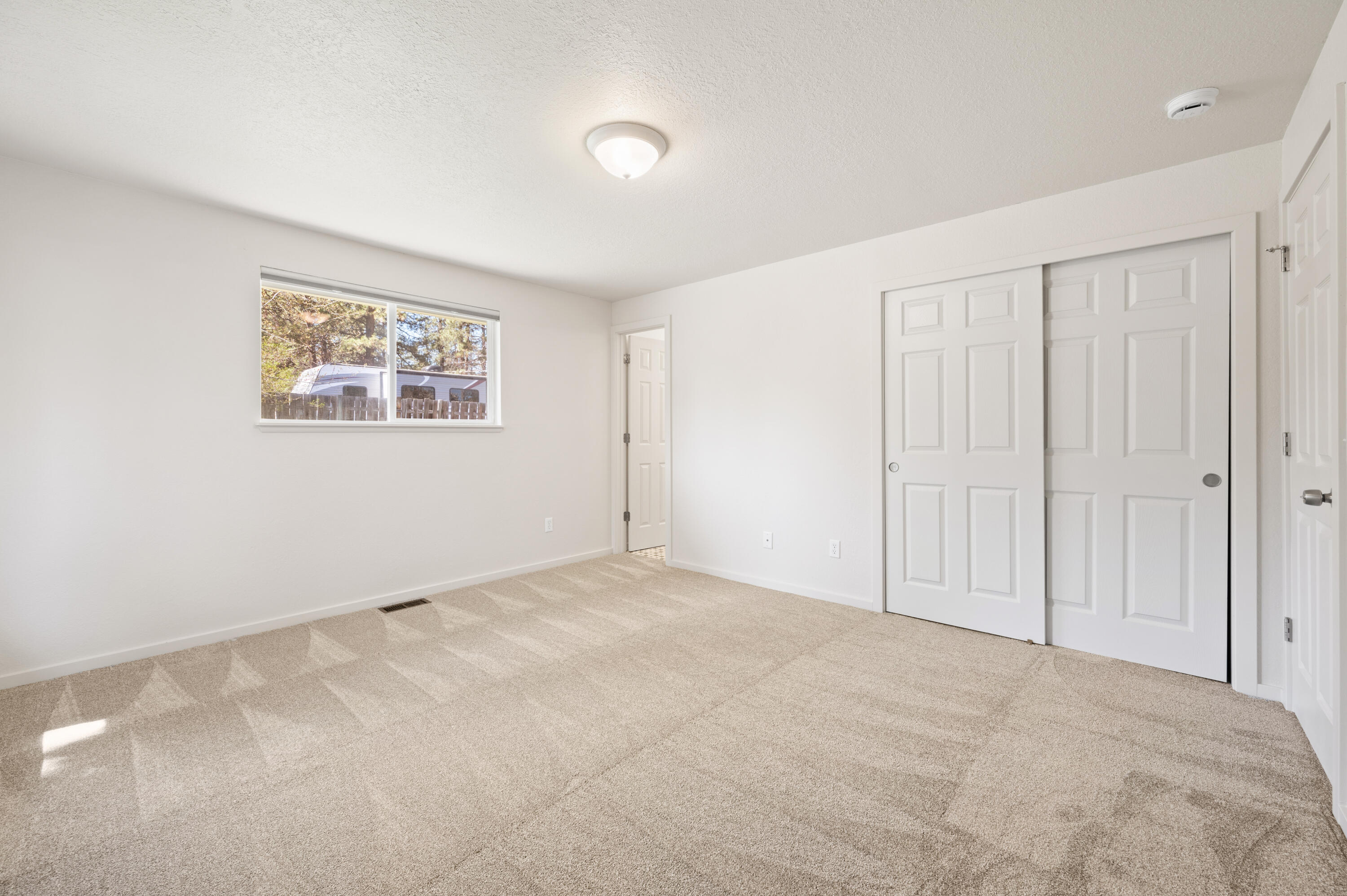 61207 Travis Road Bend, OR 97702 - Photo 31 of 48 61207TravisRd-31