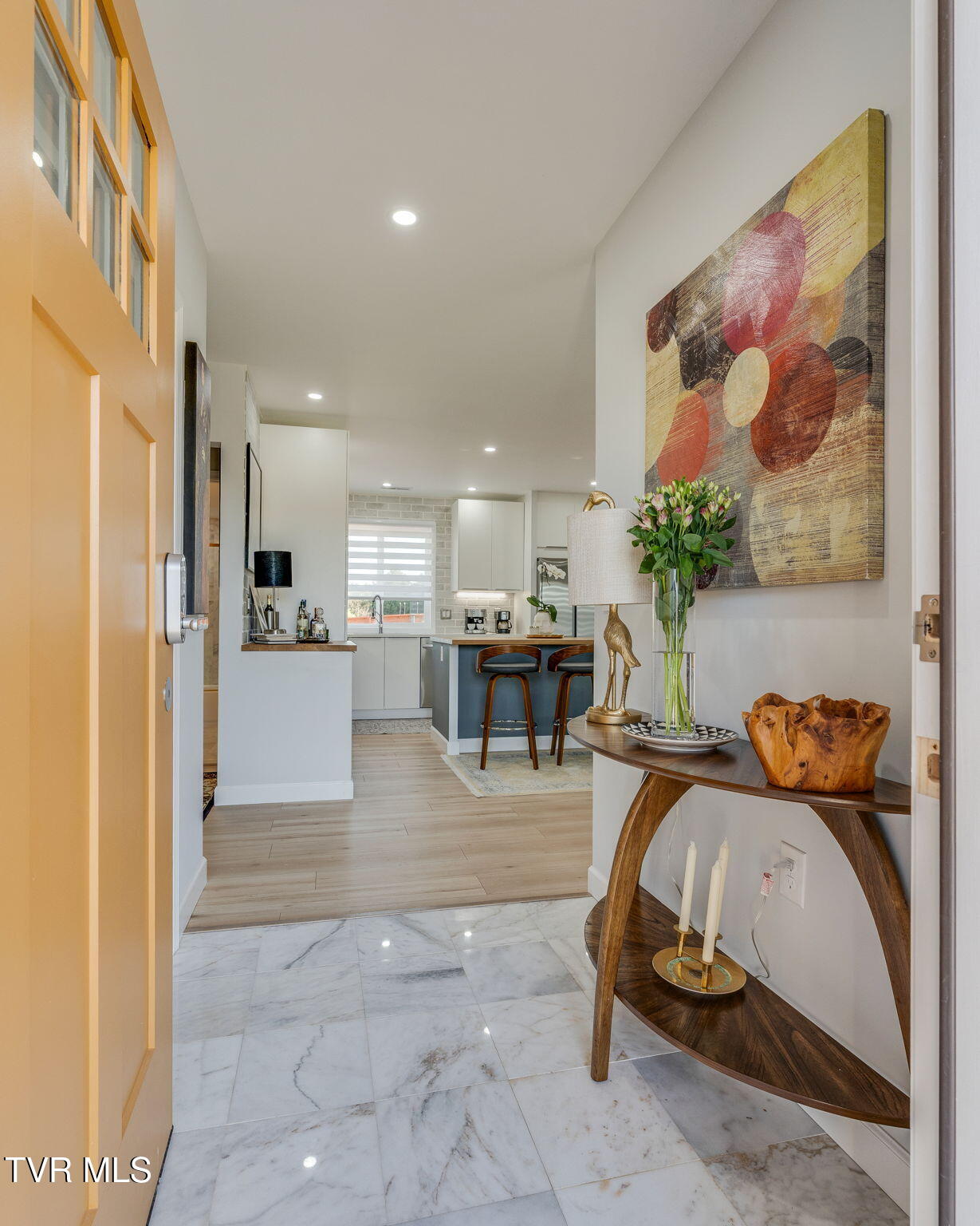 384 Anderson Street Limestone, TN 37681 - Photo 4 of 17 Entryway